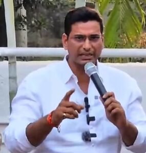 Videoclip viral deputat Devendra Yadav