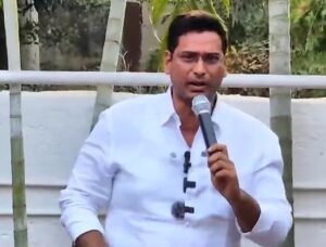 Videoclip viral deputat Devendra Yadav